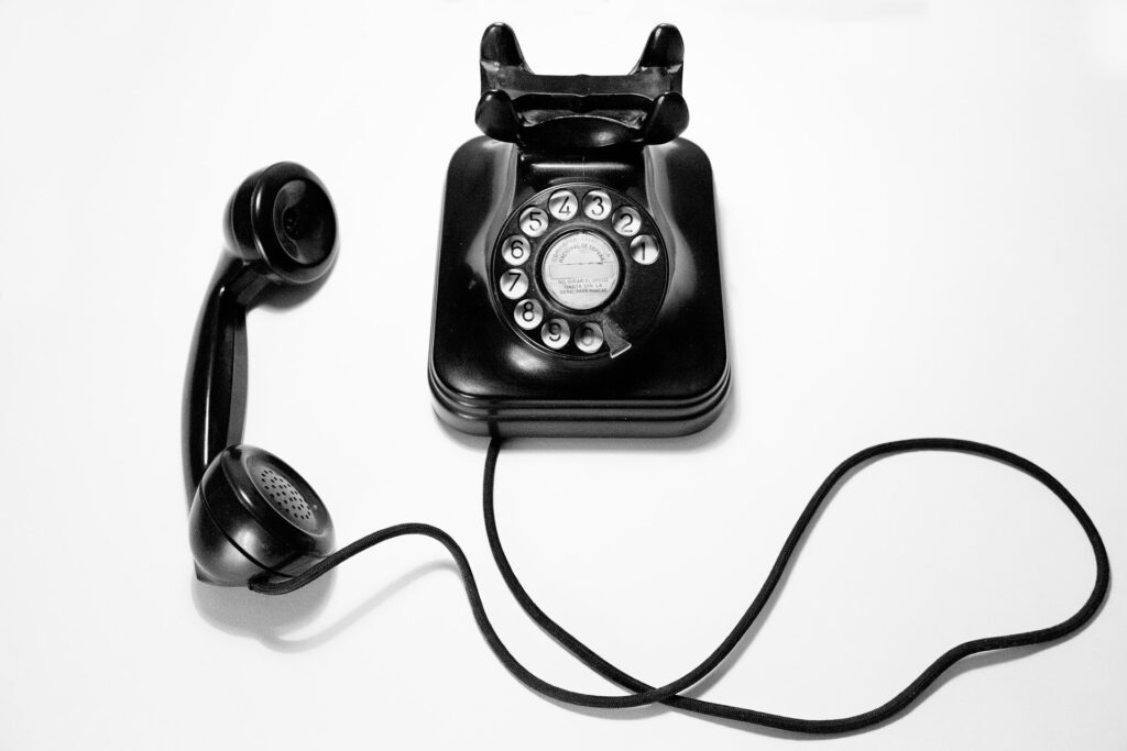 10 Pieces of Phone Etiquette For Sales Teams